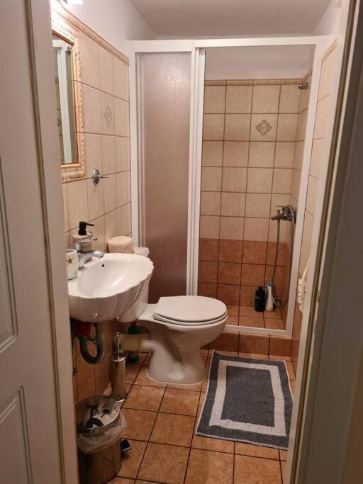 Guesthouse Petrothalassa Porto Cheli Exteriér fotografie
