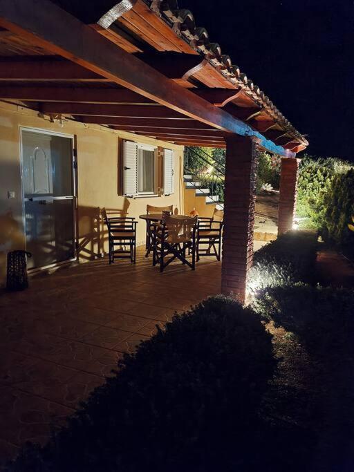 Guesthouse Petrothalassa Porto Cheli Exteriér fotografie